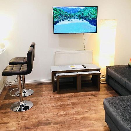Fountain View 1Br Flat Oxford - Free Parking Apartment Ngoại thất bức ảnh